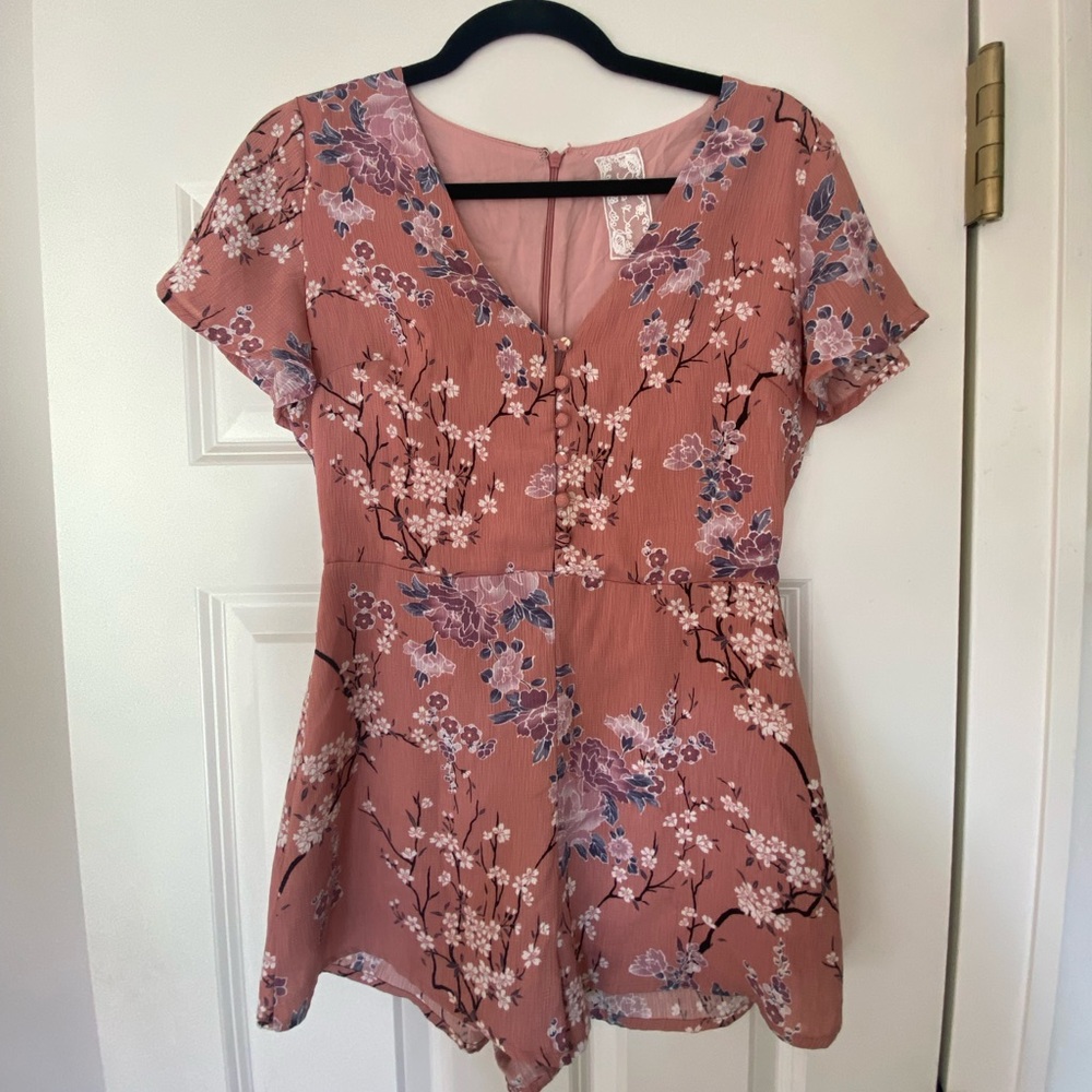 Floral Sadie and Sage romper size S